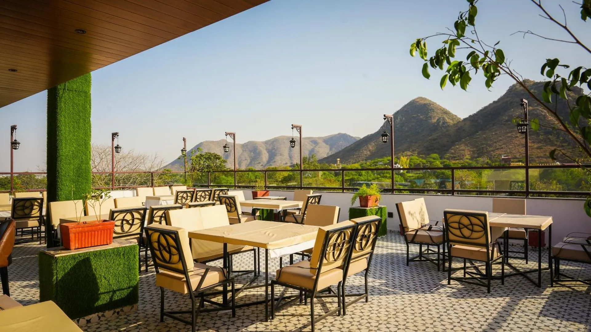 The Love Passion Karma Club & Resort Udaipur 0*,